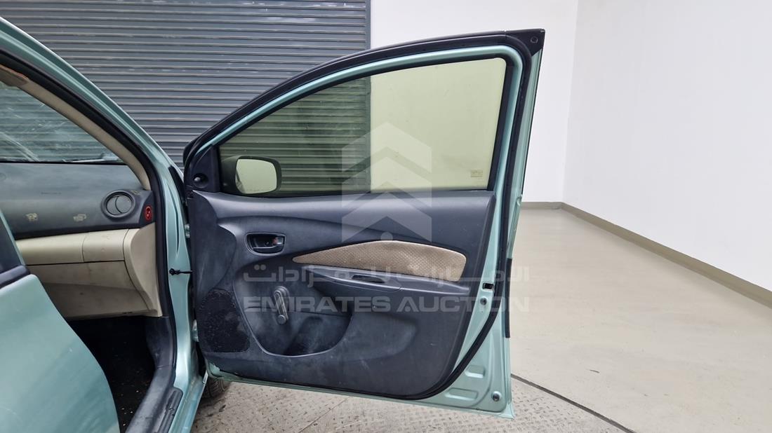 2008 Toyota Yaris — Front Right Door — Photo 29