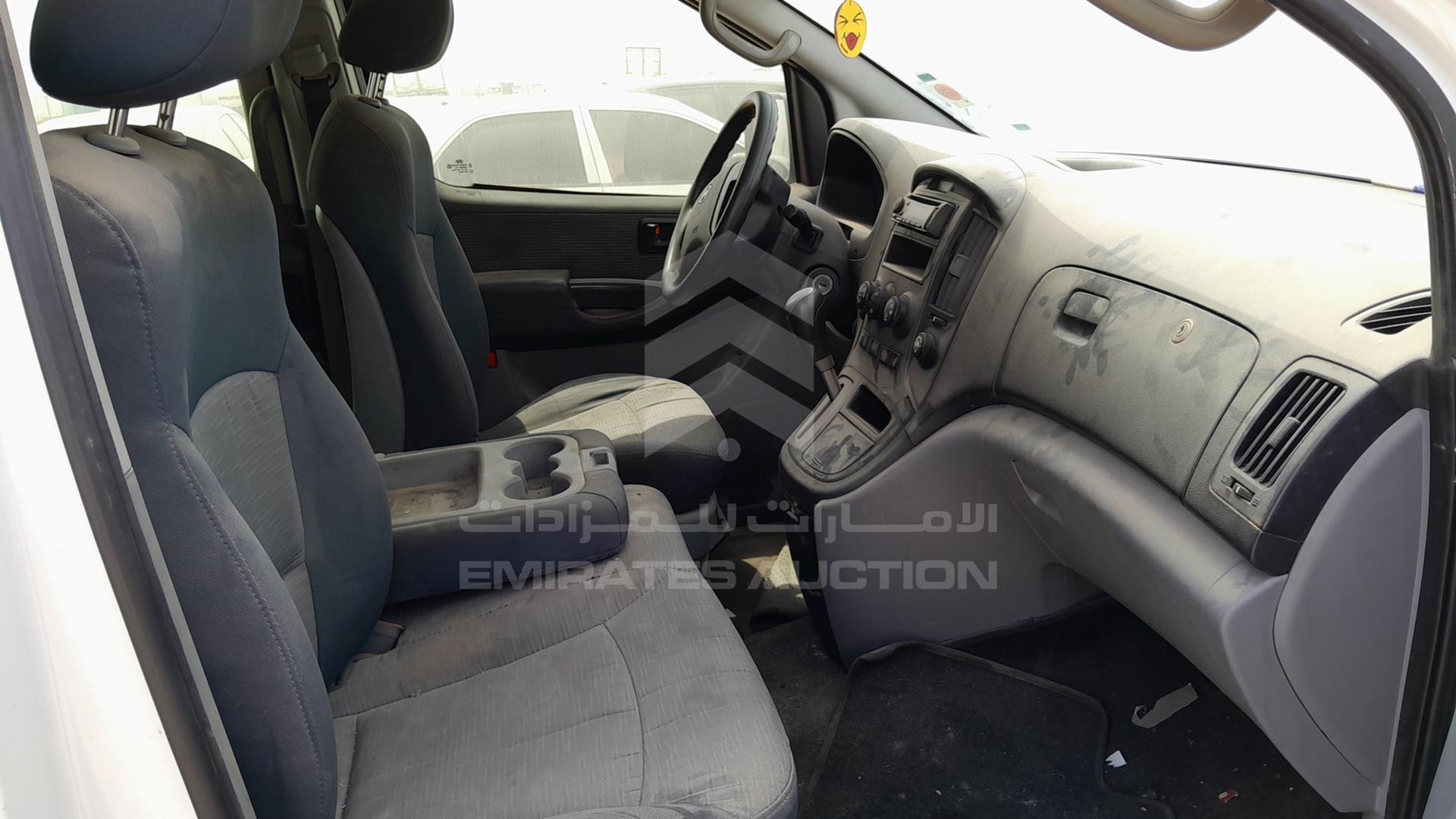 2016 HYUNDAI H1 VIN: KMHWG81R7GU755954
