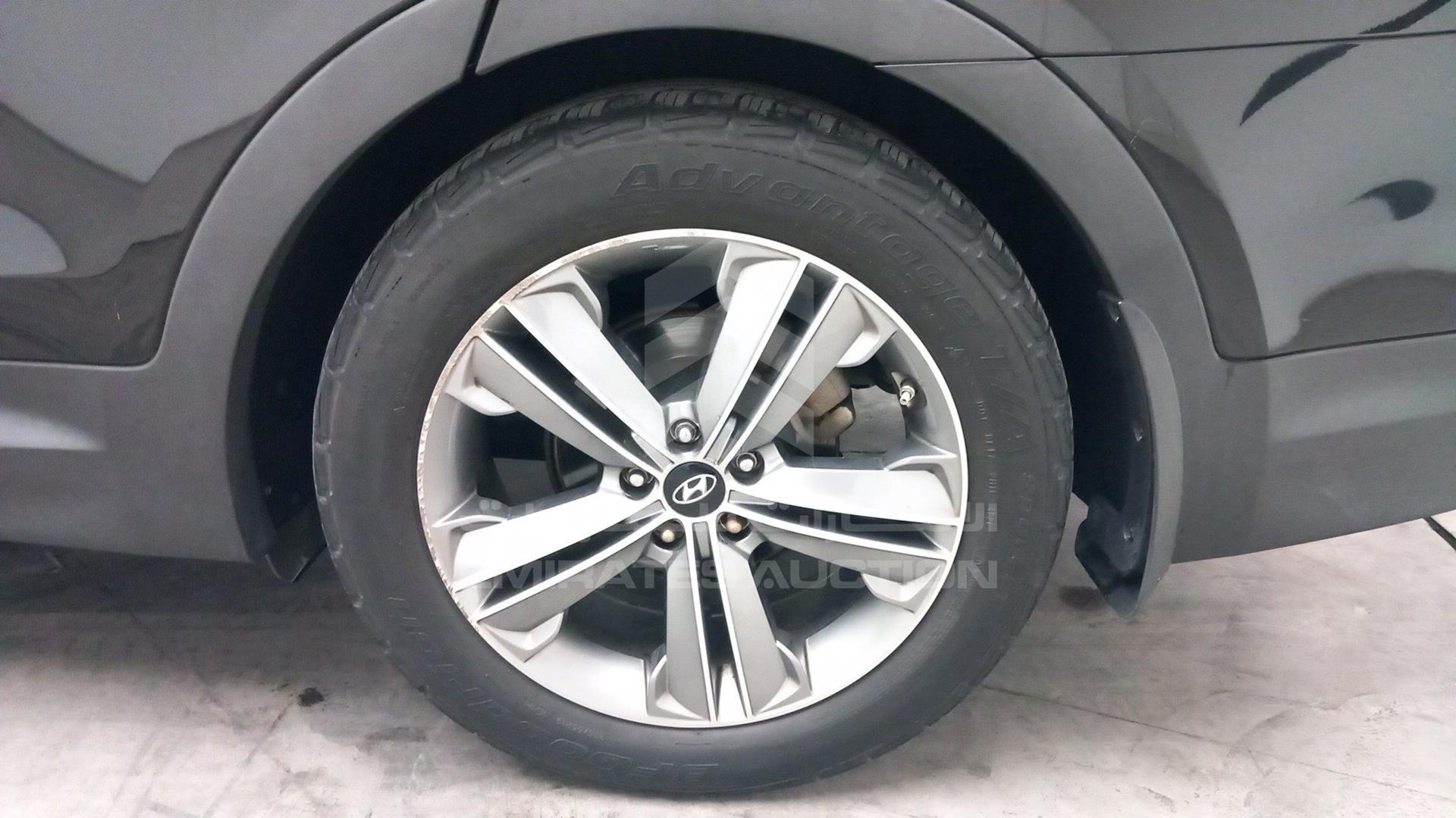 2015 HYUNDAI SANTA FE VIN: KM8SR4HFXFU097218