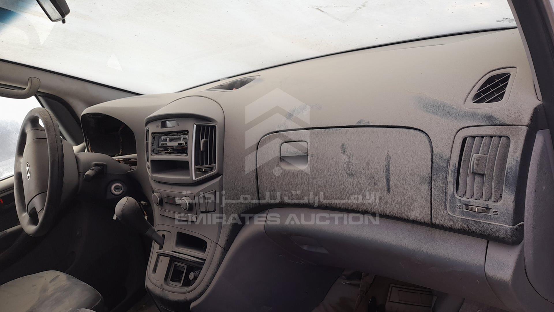 2016 HYUNDAI H1 VIN: KMJWA37R7GU774742