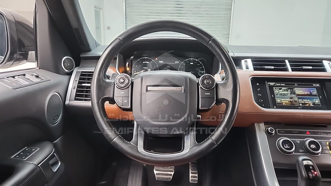 2016 Range Rover Sport — Steering & Mounted Controls — Photo 15
