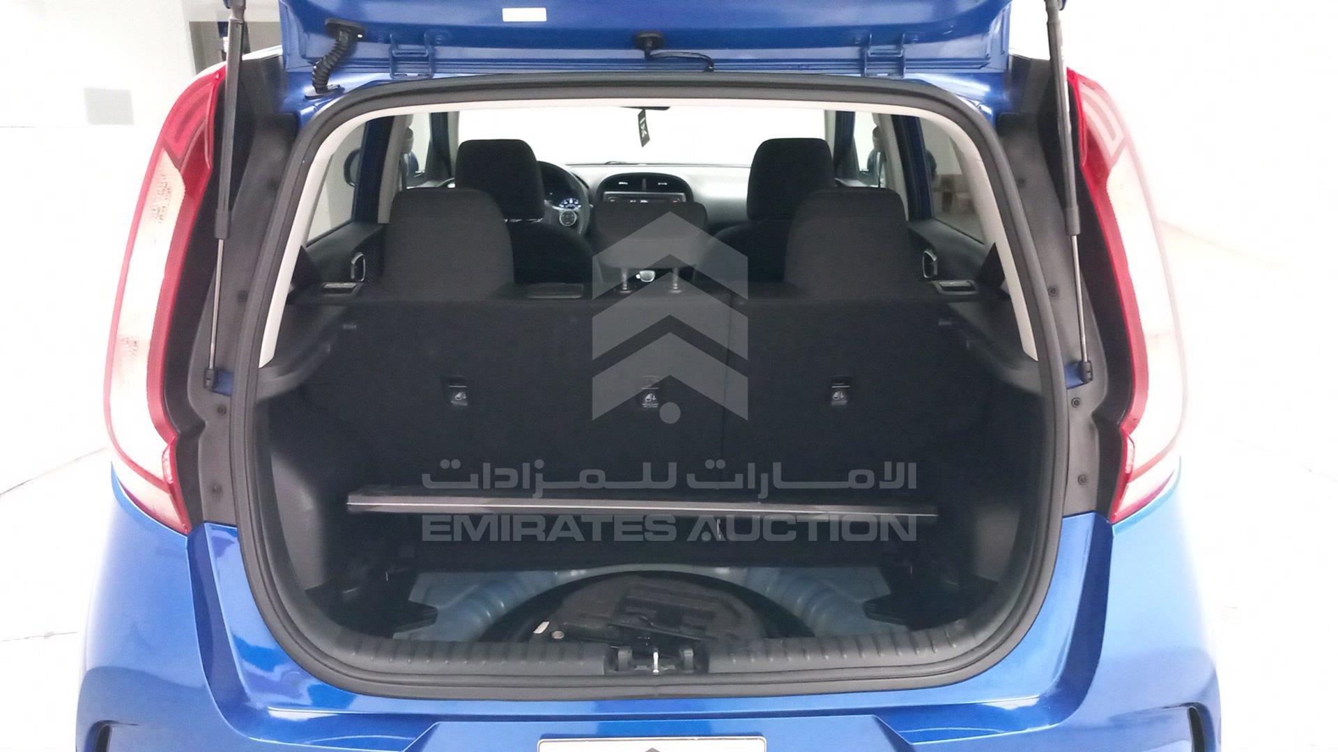 2020 KIA SOUL VIN: KNDJ63AU6L7110925