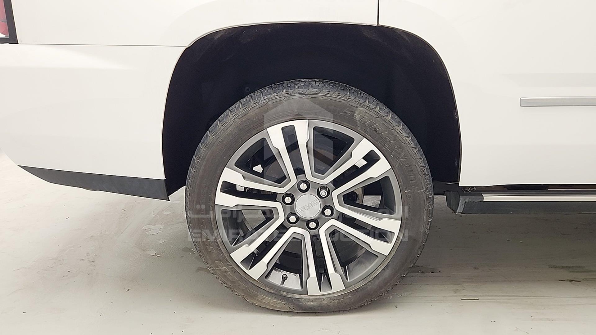2020 GMC YUKON DENALI VIN: 1GKS27KJ9LR202180