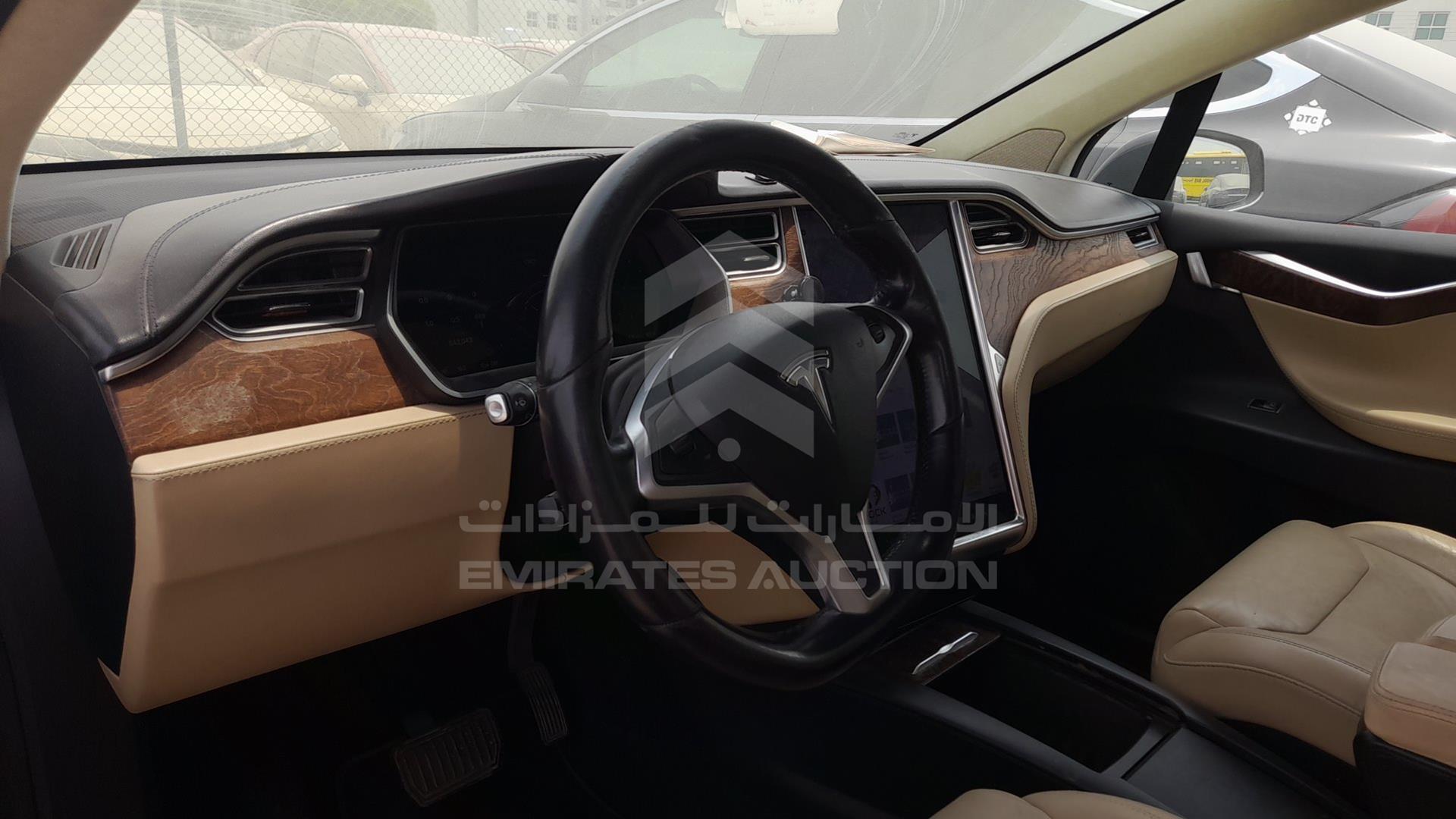 2017 TESLA MODEL X VIN: 5YJXCCE2XHF056526