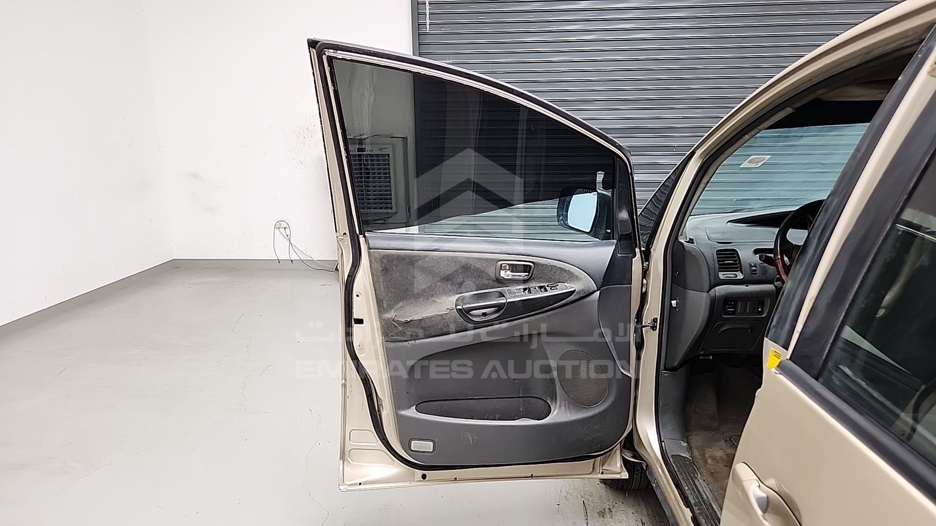 2004 TOYOTA PREVIA VIN: JTEGD32MX40280855