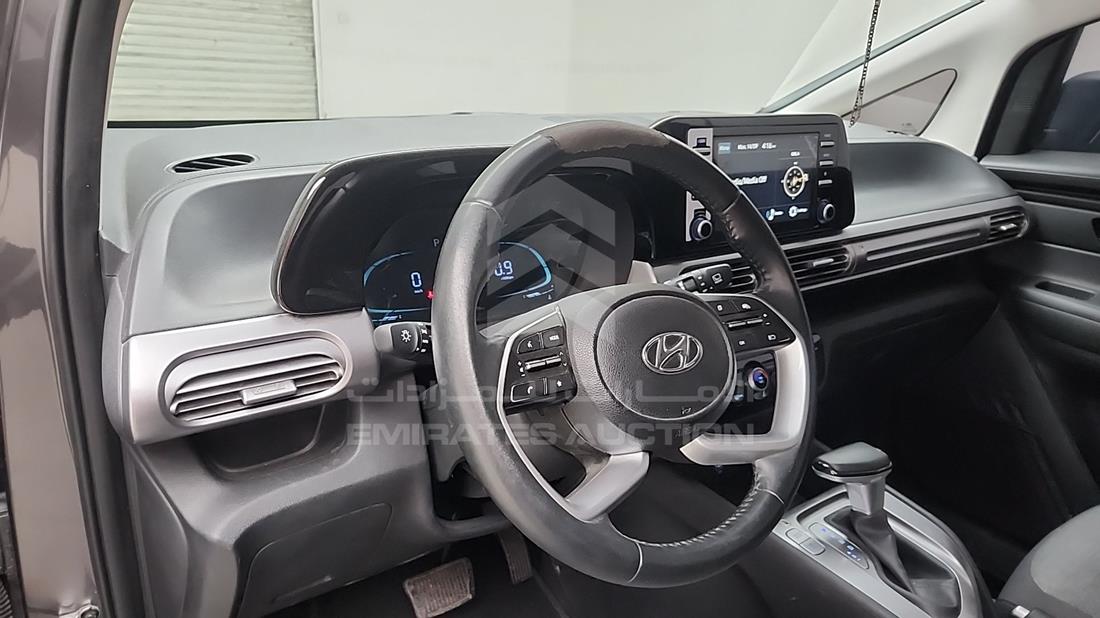 2025 Hyundai Stargazer — Front Left Driver Dashboard View — Photo 13