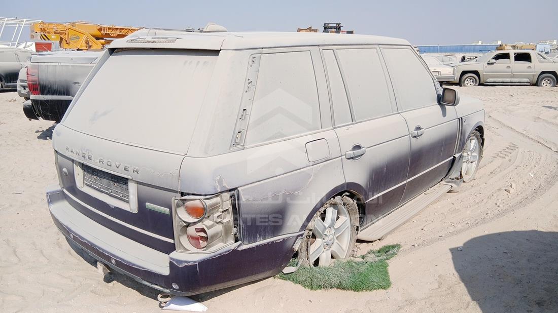 2004 Range Rover Vogue — Rear Right Angle — Photo 8