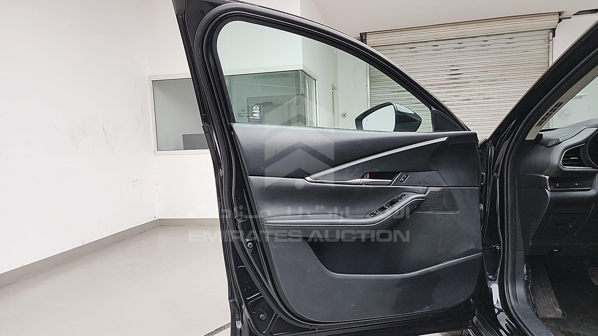 2023 MAZDA CX-30 VIN: 3MVDMBBM8PM565300