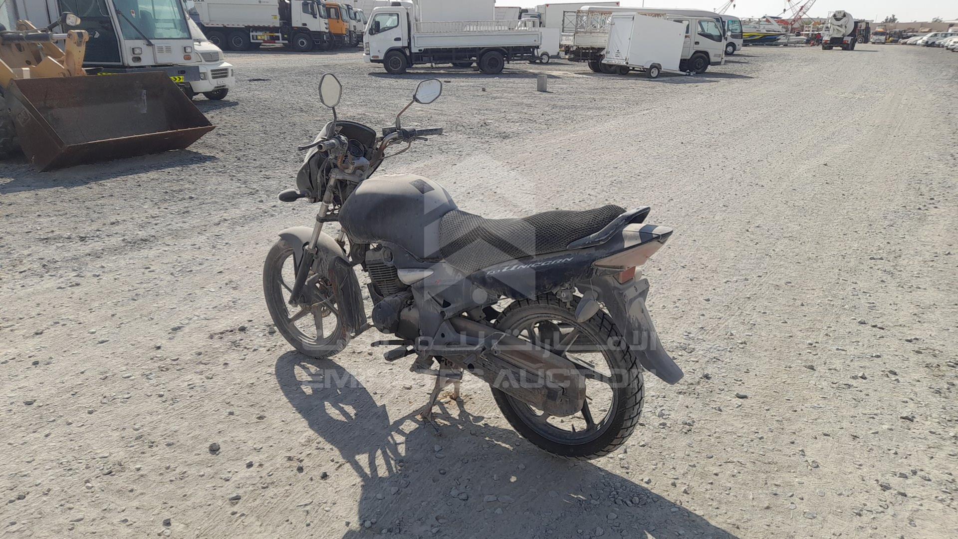 2014 HONDA UNICORN VIN: ME4KC09CME8857003