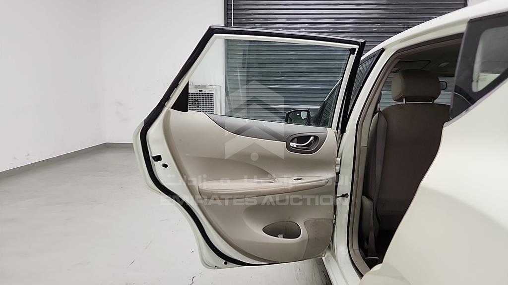 MNTAC2C96E6000423 - 2014 NISSAN TIIDA - #528053