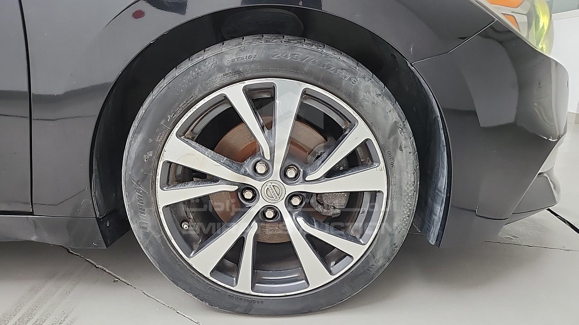 2017 NISSAN MAXIMA VIN: 1N4AA6AP3HC360900