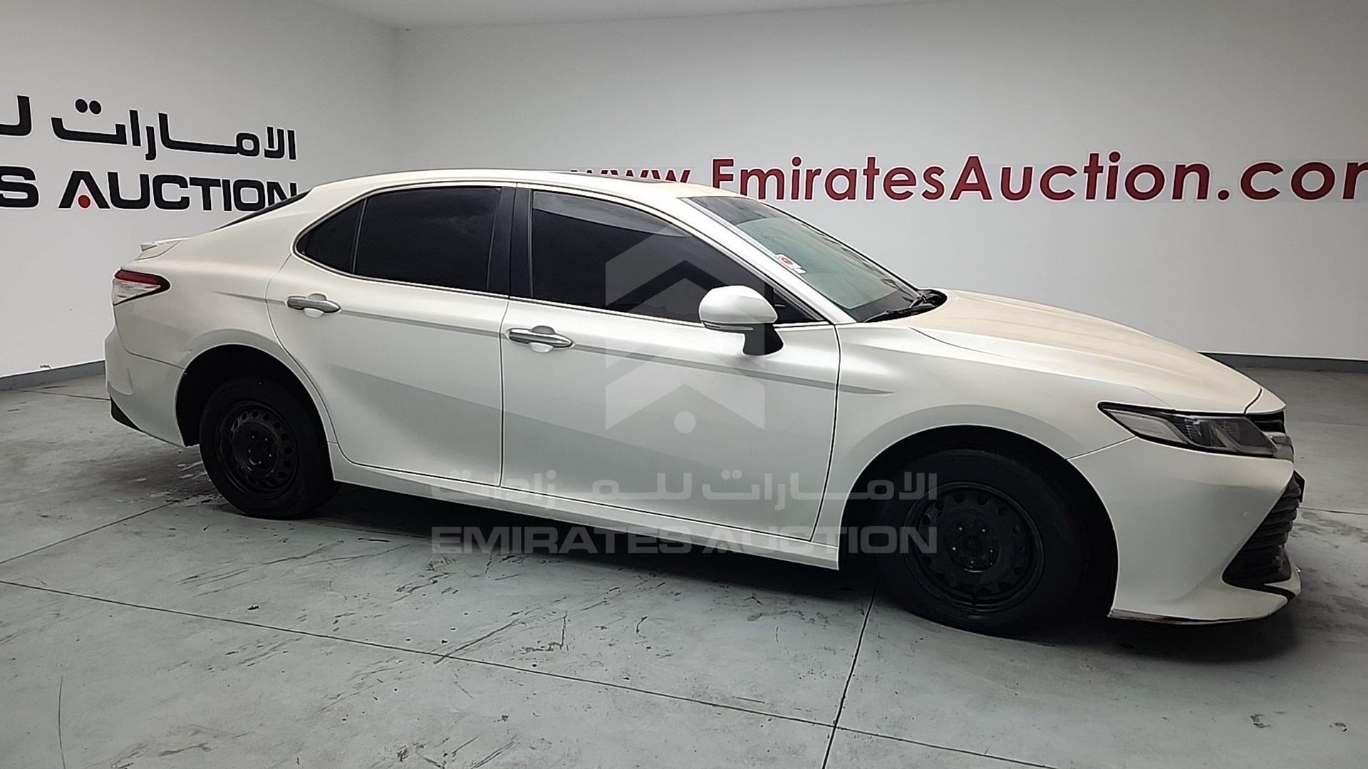 2019 TOYOTA CAMRY VIN: JTNBF4HK8K3029182