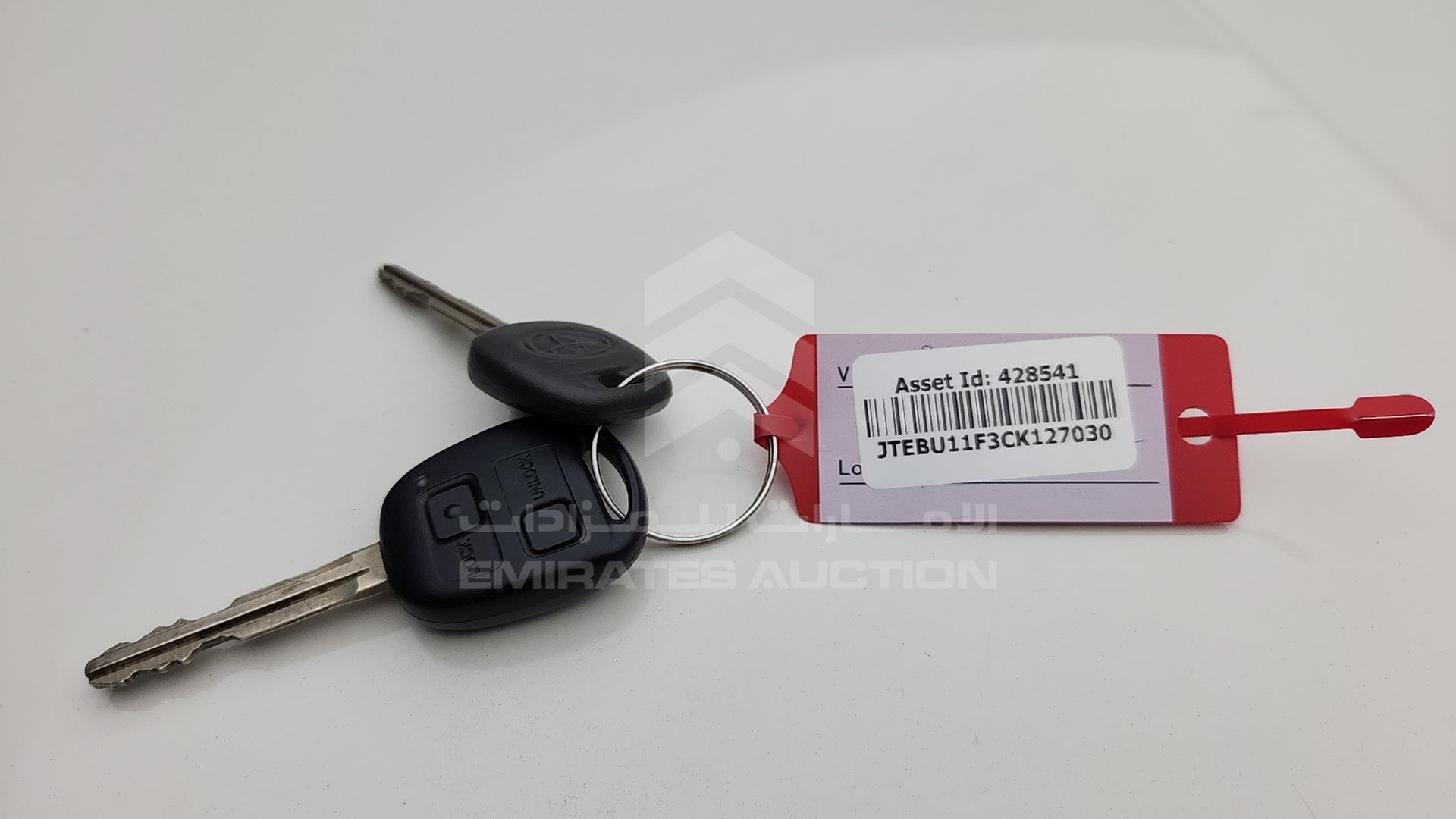 2012 TOYOTA FJ CRUISER VIN: JTEBU11F3CK127030