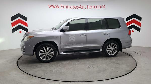 JTJHY00W3A4043674 Lexus LX 570