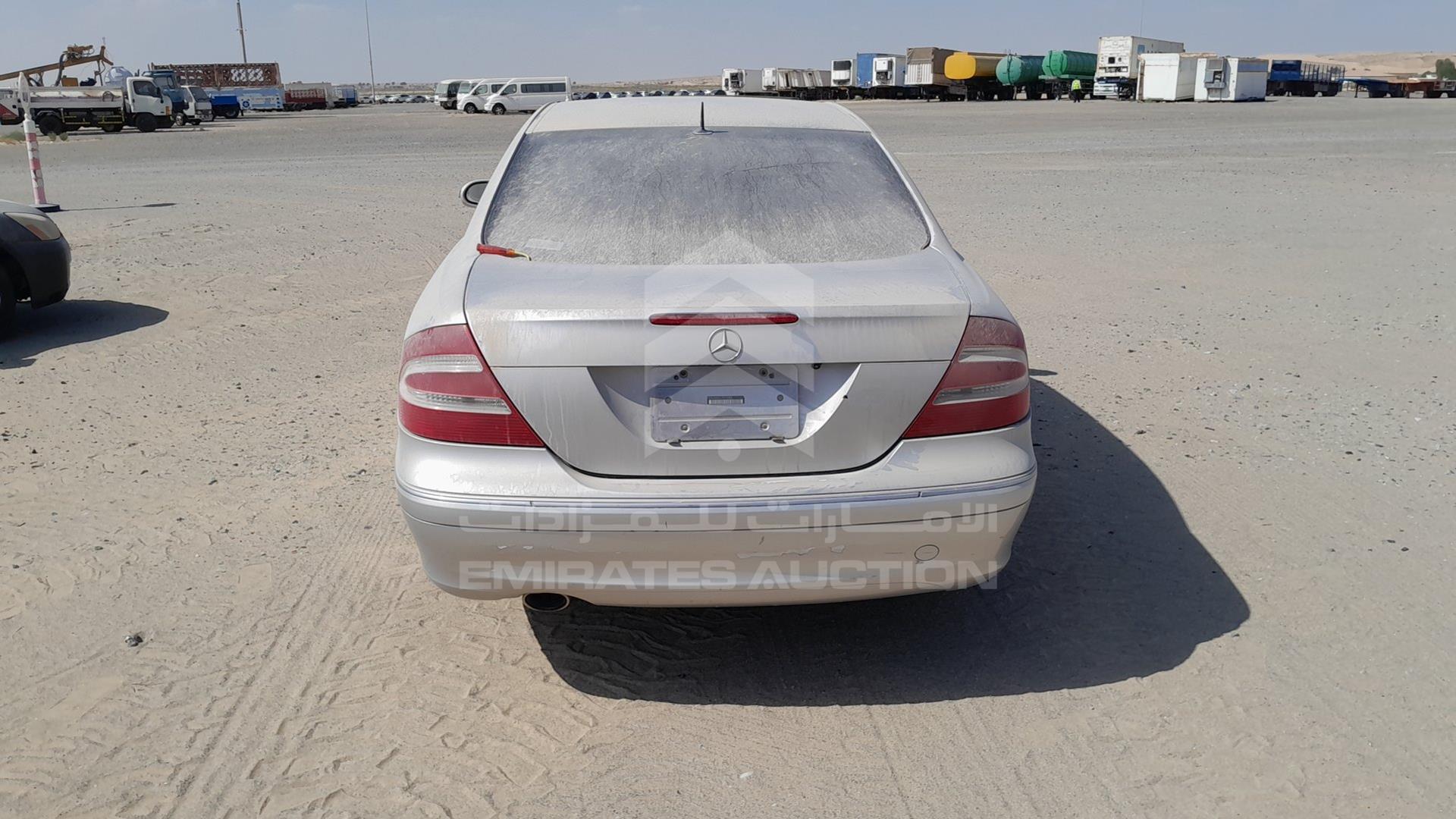 2004 MERCEDES CLK320 VIN: WDB2093651F074586