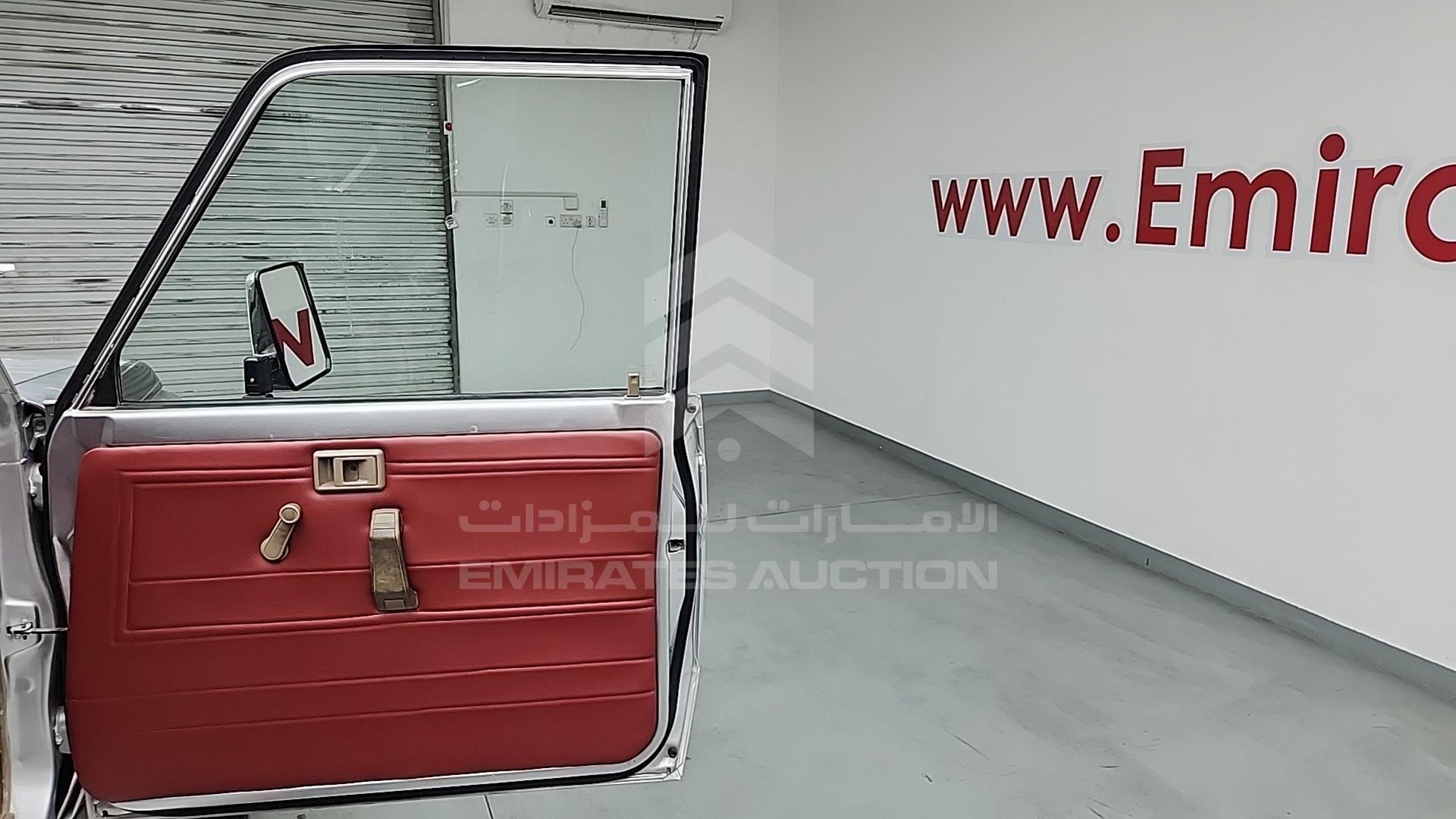 2009 TOYOTA LAND CRUISER VIN: JTFLJ71J198018409