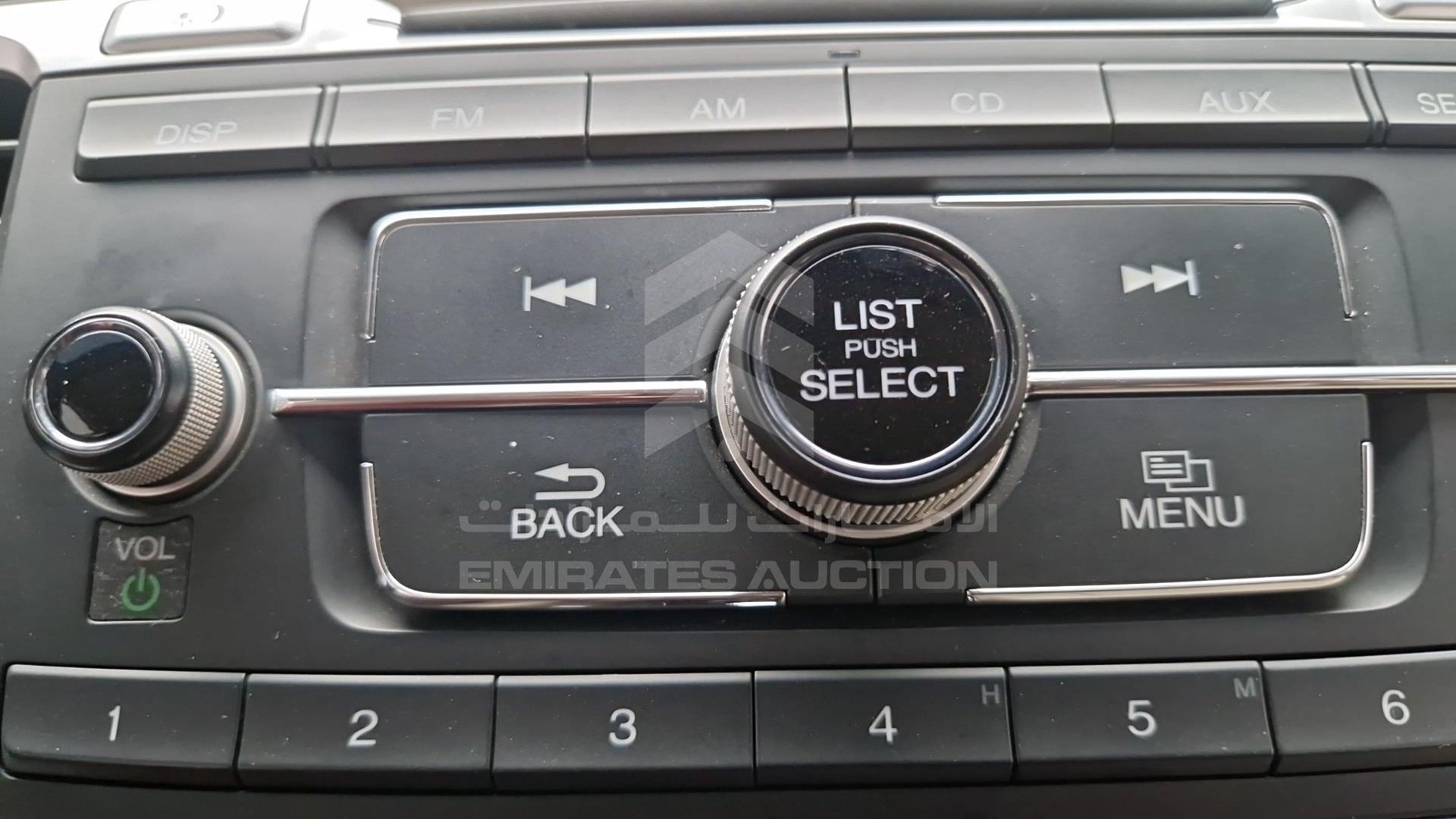 2017 HONDA ACCORD VIN: 1HGCR2613HA606401