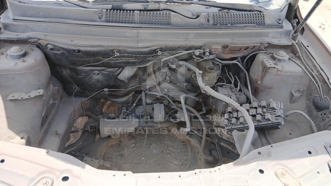 2008 Chevrolet Captiva — Engine Bay — Photo 29