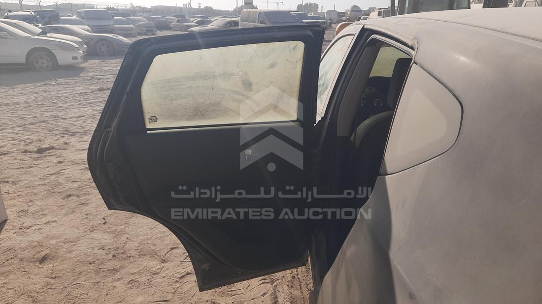 نيسان قشقاي 2008 — الباب الخلفي الأيسر — صورة 18