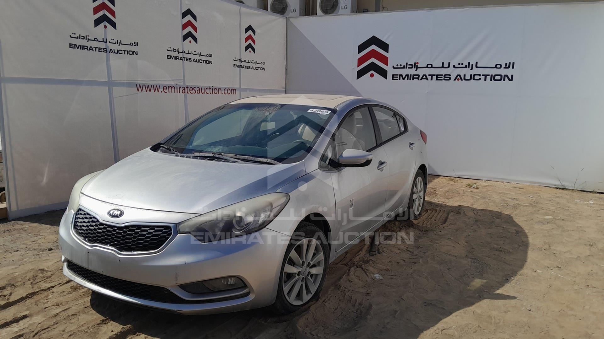 2015 KIA CERATO VIN: KNAFK4113F5212452