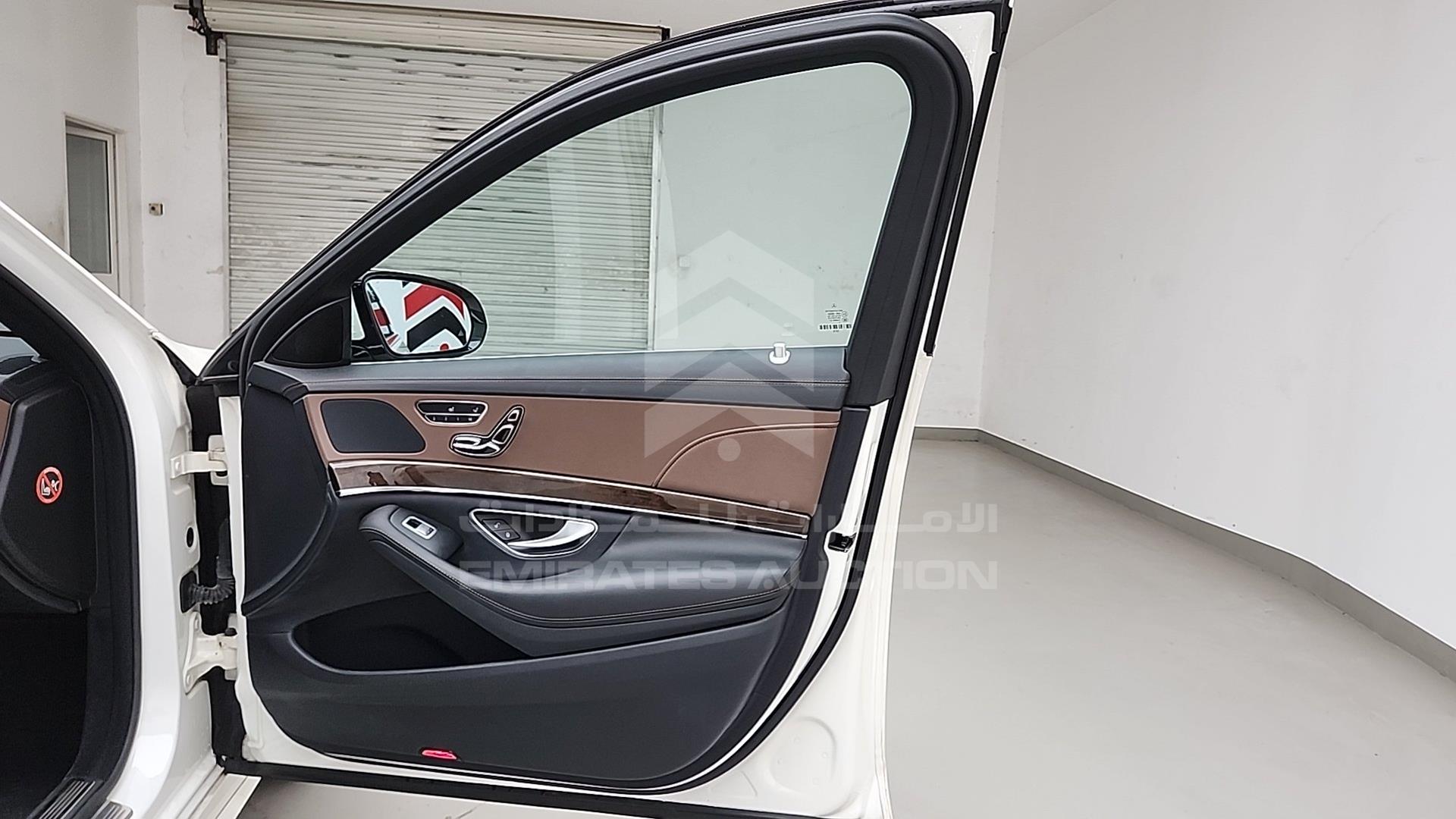 2015 MERCEDES S 400 VIN: WDDUG6FB5FA126792