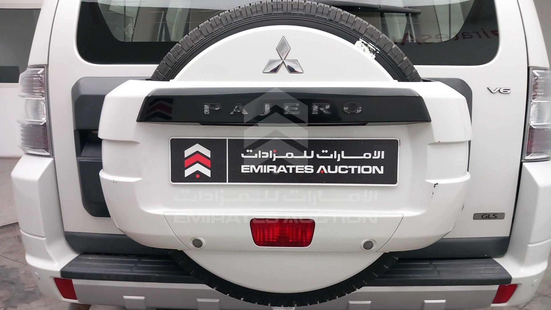 2014 MITSUBISHI PAJERO VIN: JMYLRV95WEJ707012