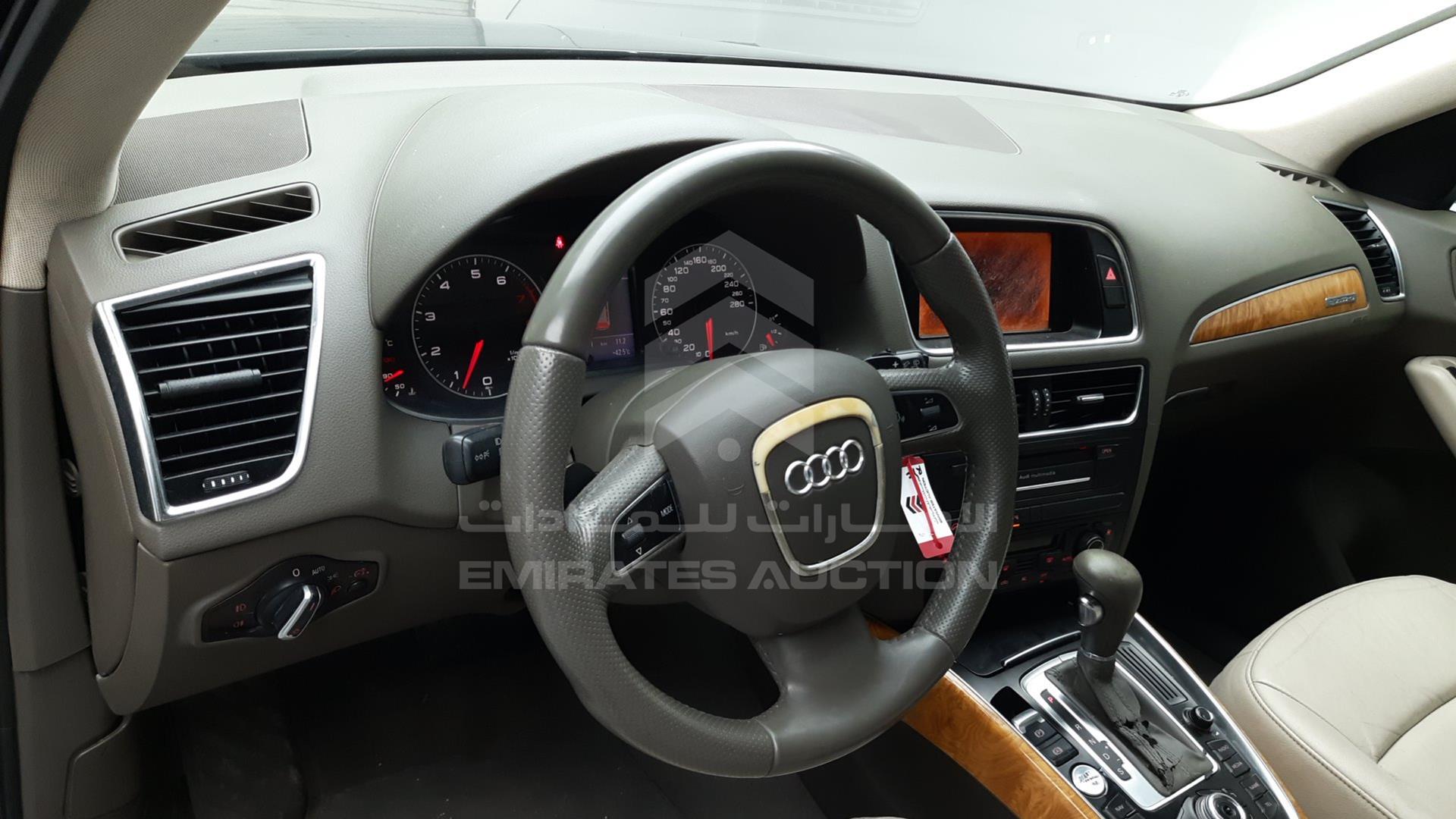 2010 AUDI Q5 VIN: WAUCKC8R0AA045458