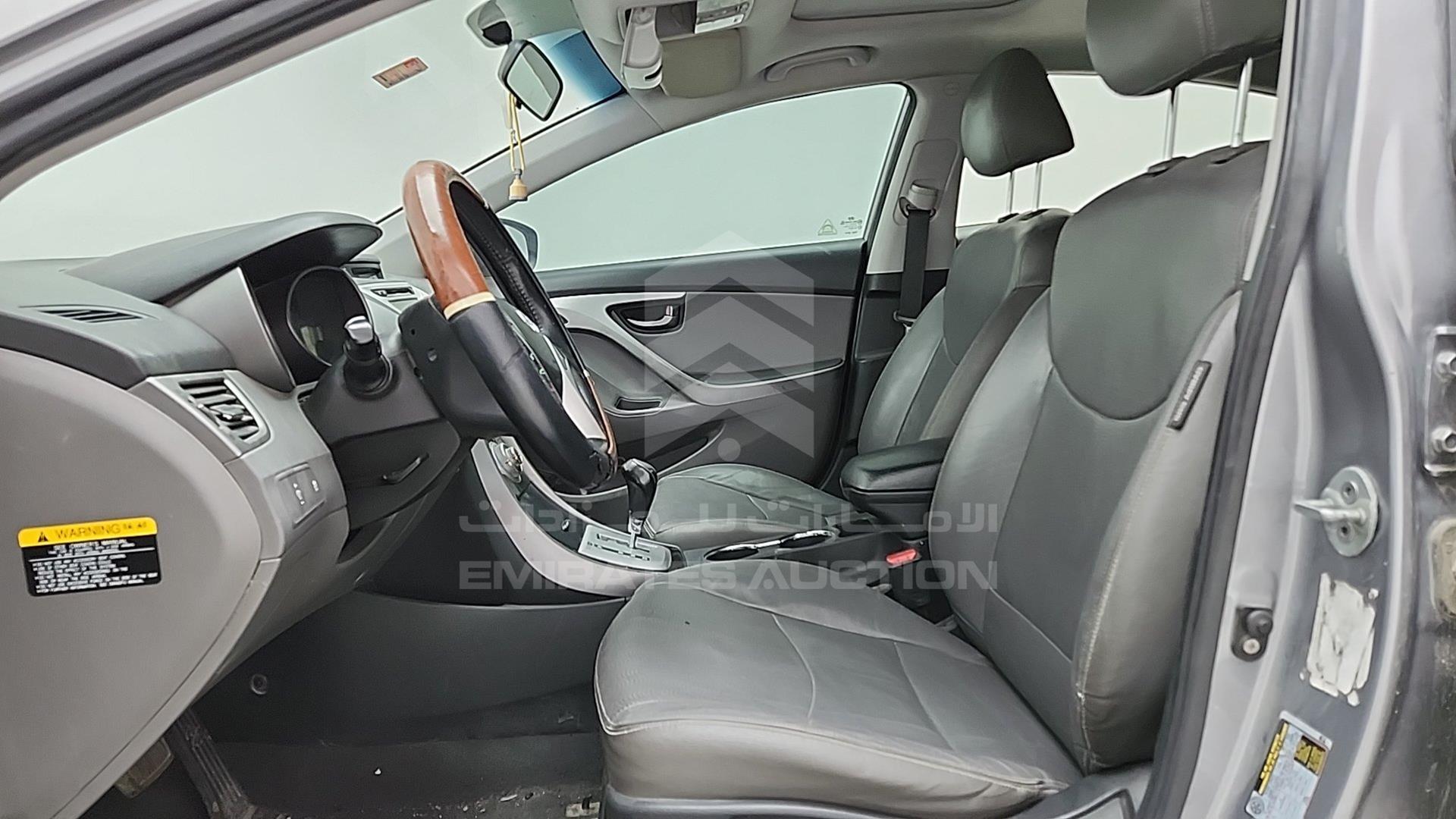 2011 HYUNDAI ELANTRA VIN: KMHDH4AE2BU081960