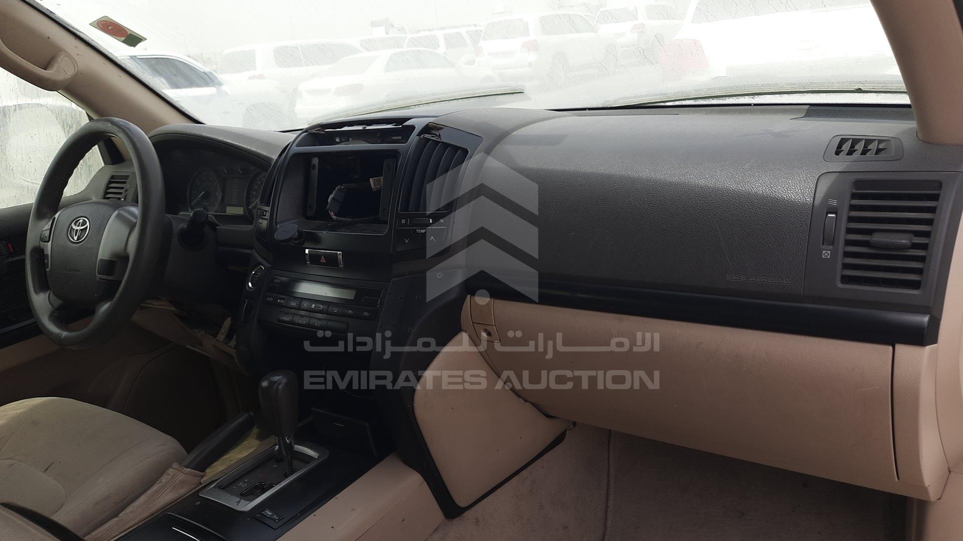 2013 TOYOTA LAND CRUISER VIN: JTMDU09J9D4063890