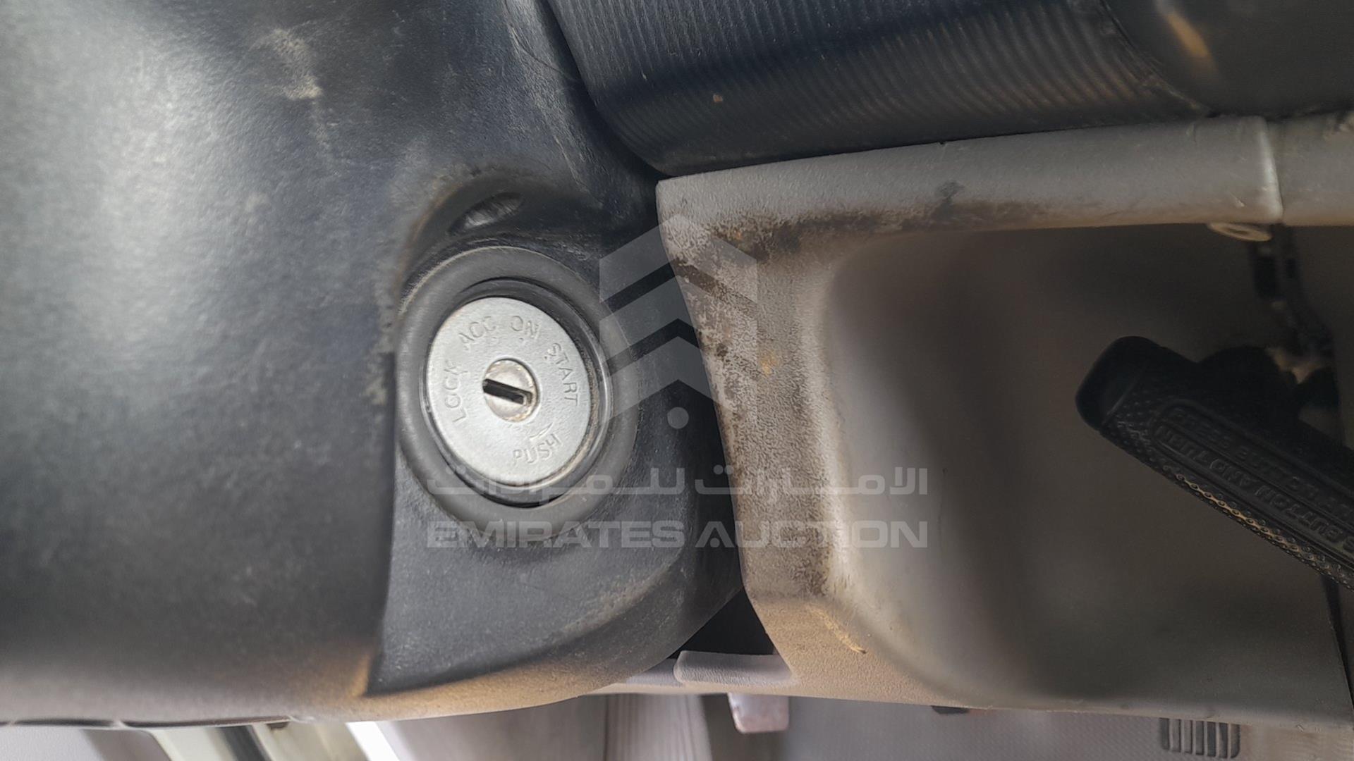 2007 MITSUBISHI L 200 VIN: MMBJNKA507D071000