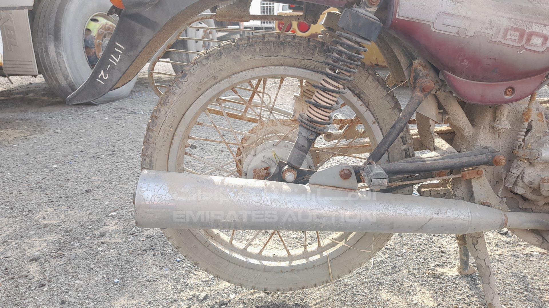 2009 BAJAJ 100 VIN: MD2DDDUZZRWG11895