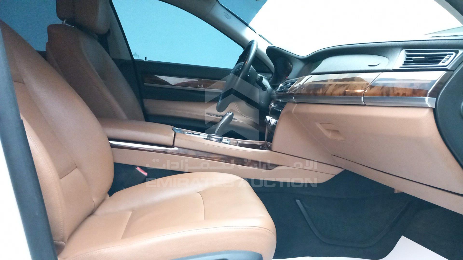 2014 BMW 730 VIN: WBAYE2102ED309335