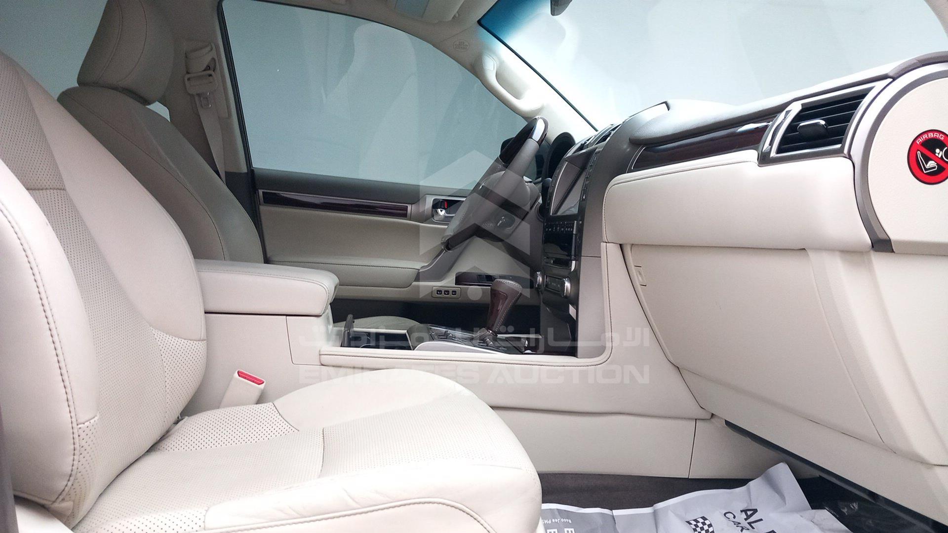 2019 LEXUS GX 460 VIN: JTJJM7FX7K5211527