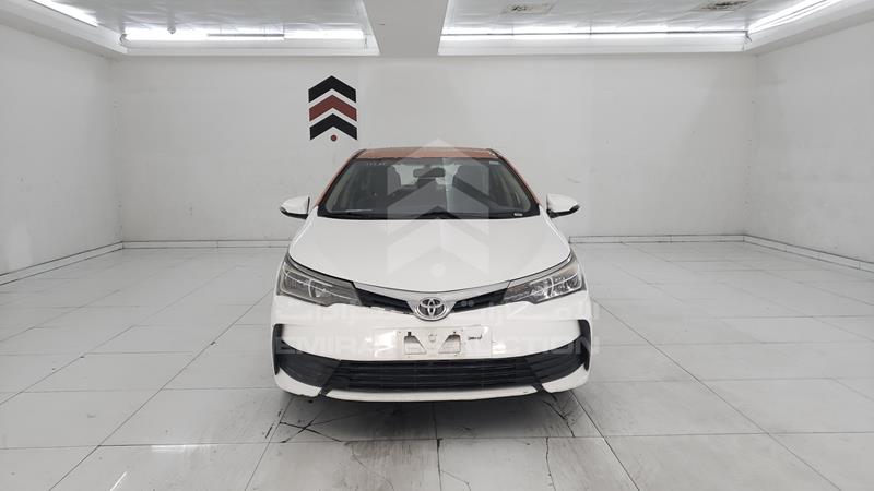 RKLBB9HE7H5198617 Auction: EmiratesAuction Lot: 404129 RKLBB9HE7H5198617 Toyota Corolla 2017 WHITE Photo 1