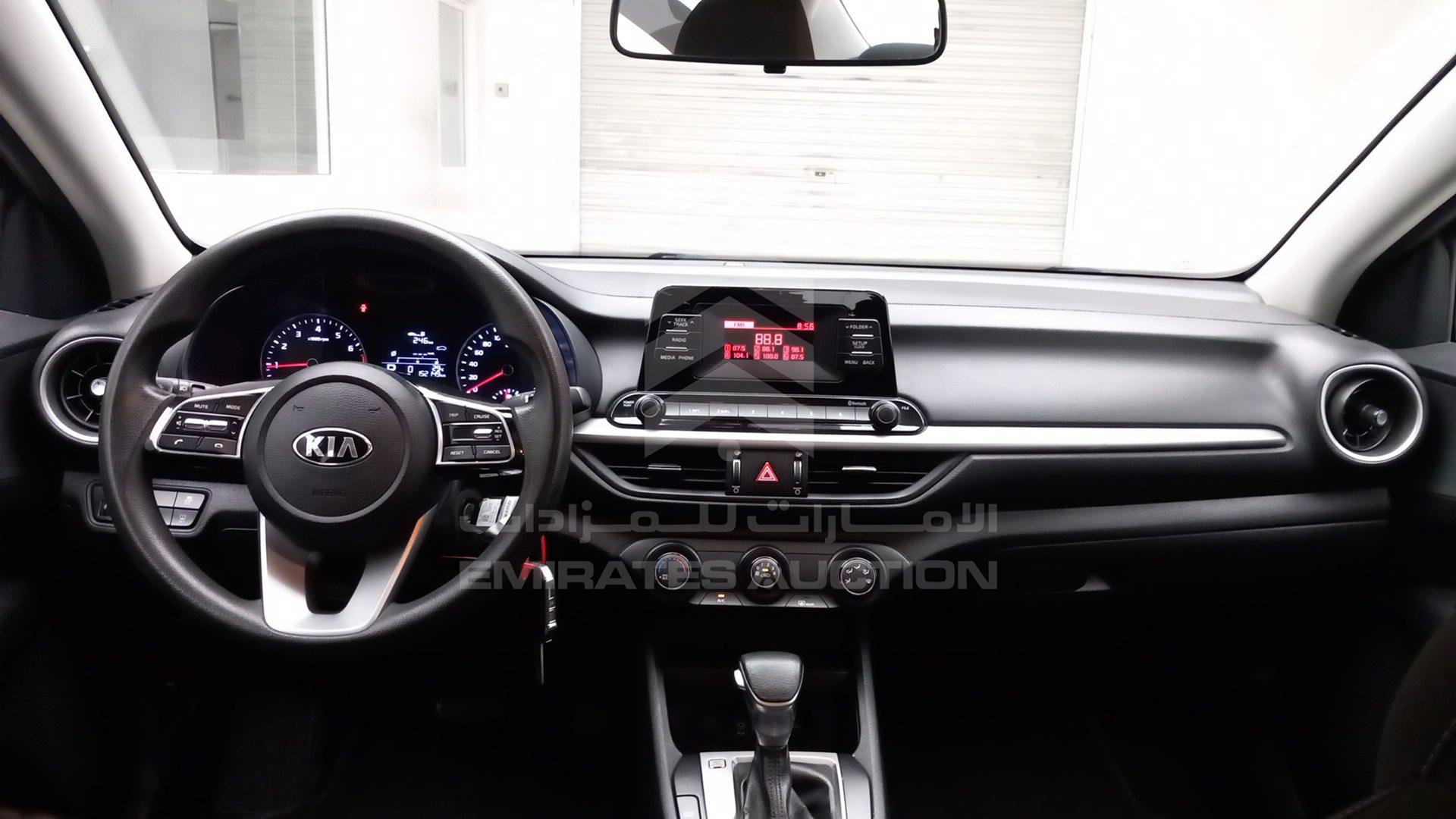 2020 KIA CERATO VIN: KNAF24164L5856887