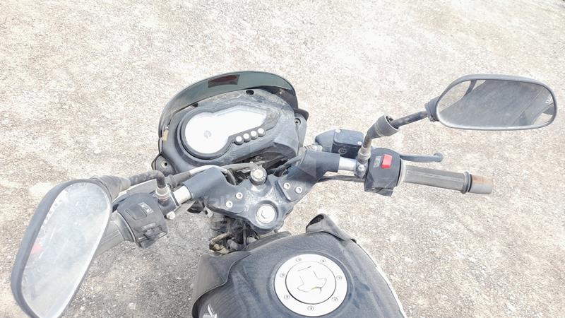 MD2A11CYXLCC61628 Auction: EmiratesAuction Lot: 406907 MD2A11CYXLCC61628 Bajaj Pulsar 0 BLACK Photo 11
