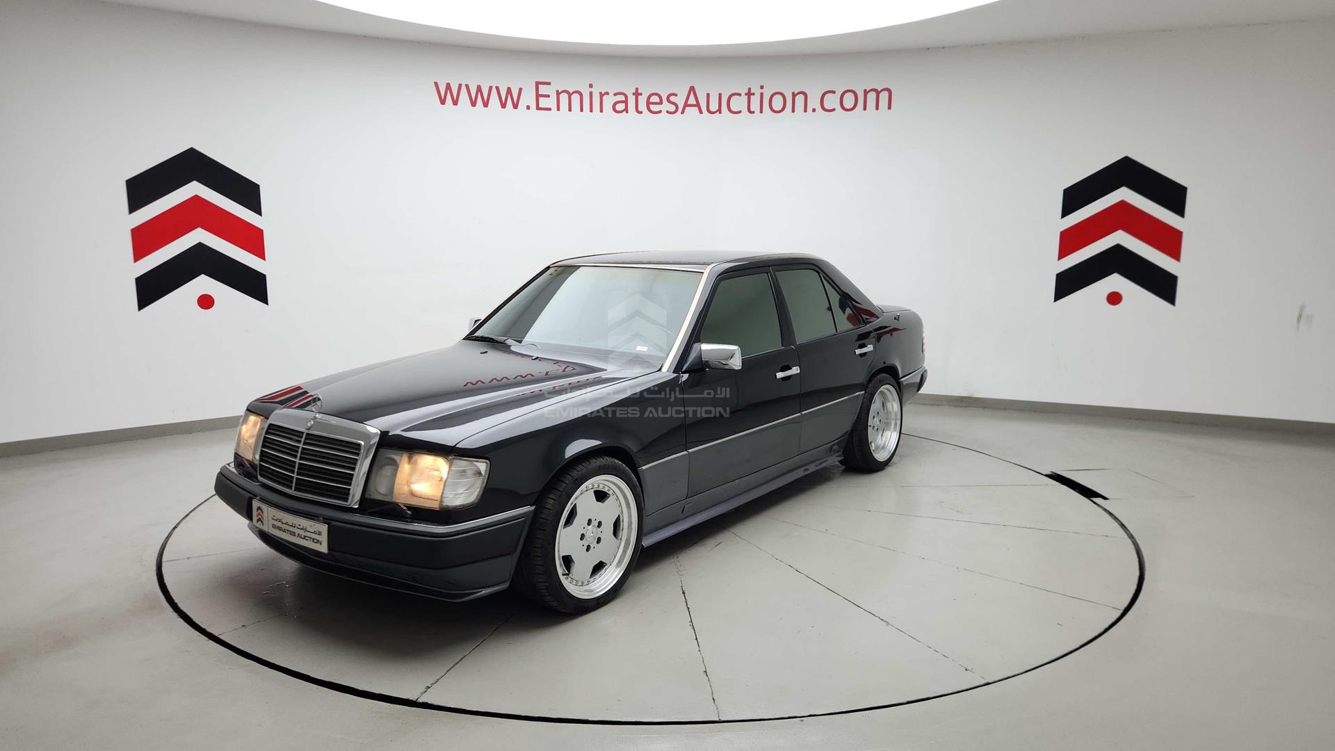 1992 MERCEDES E 300 VIN: WDB1240301B701480