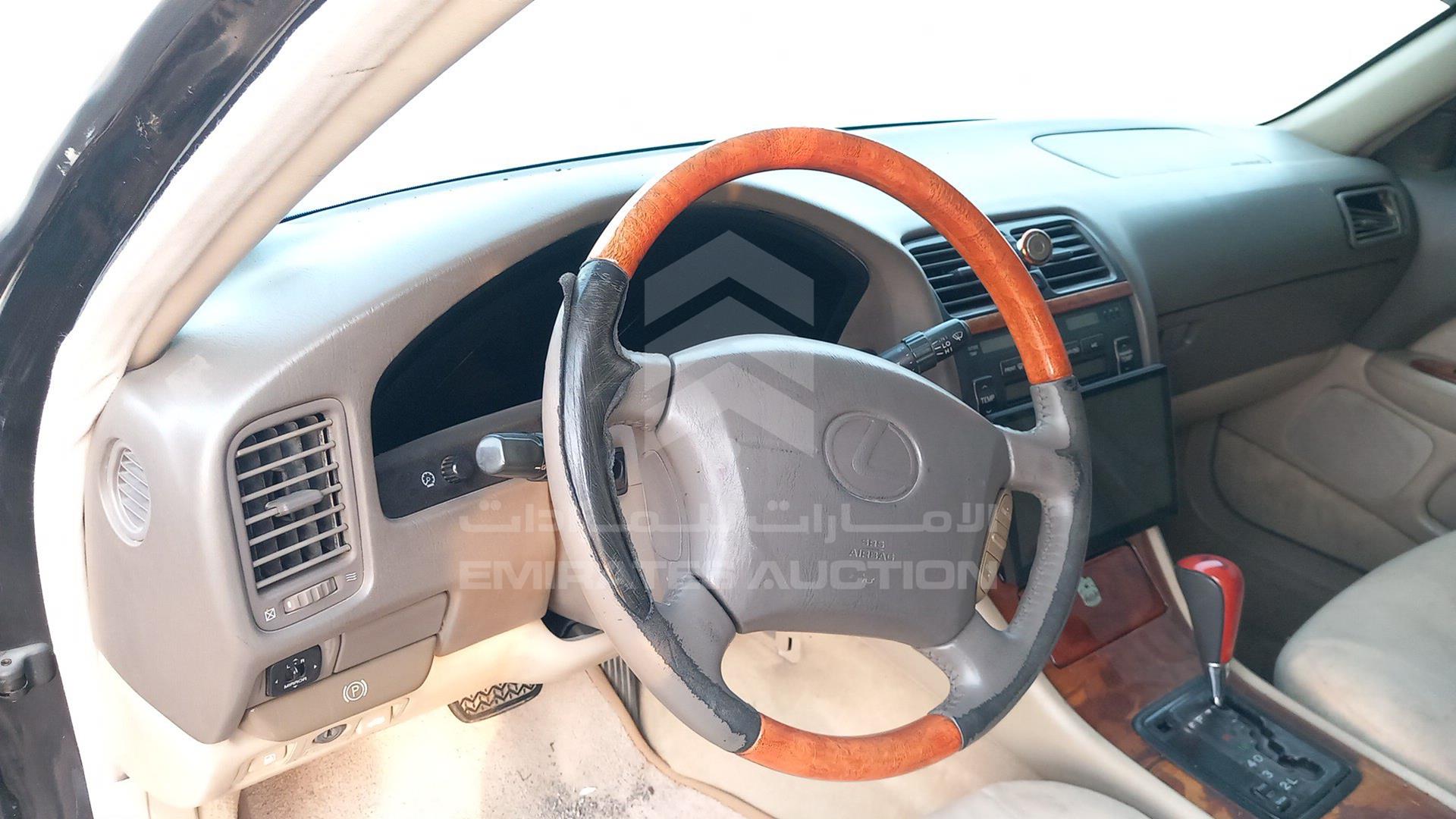2000 LEXUS LS400 VIN: JT8BH28F7Y0171375
