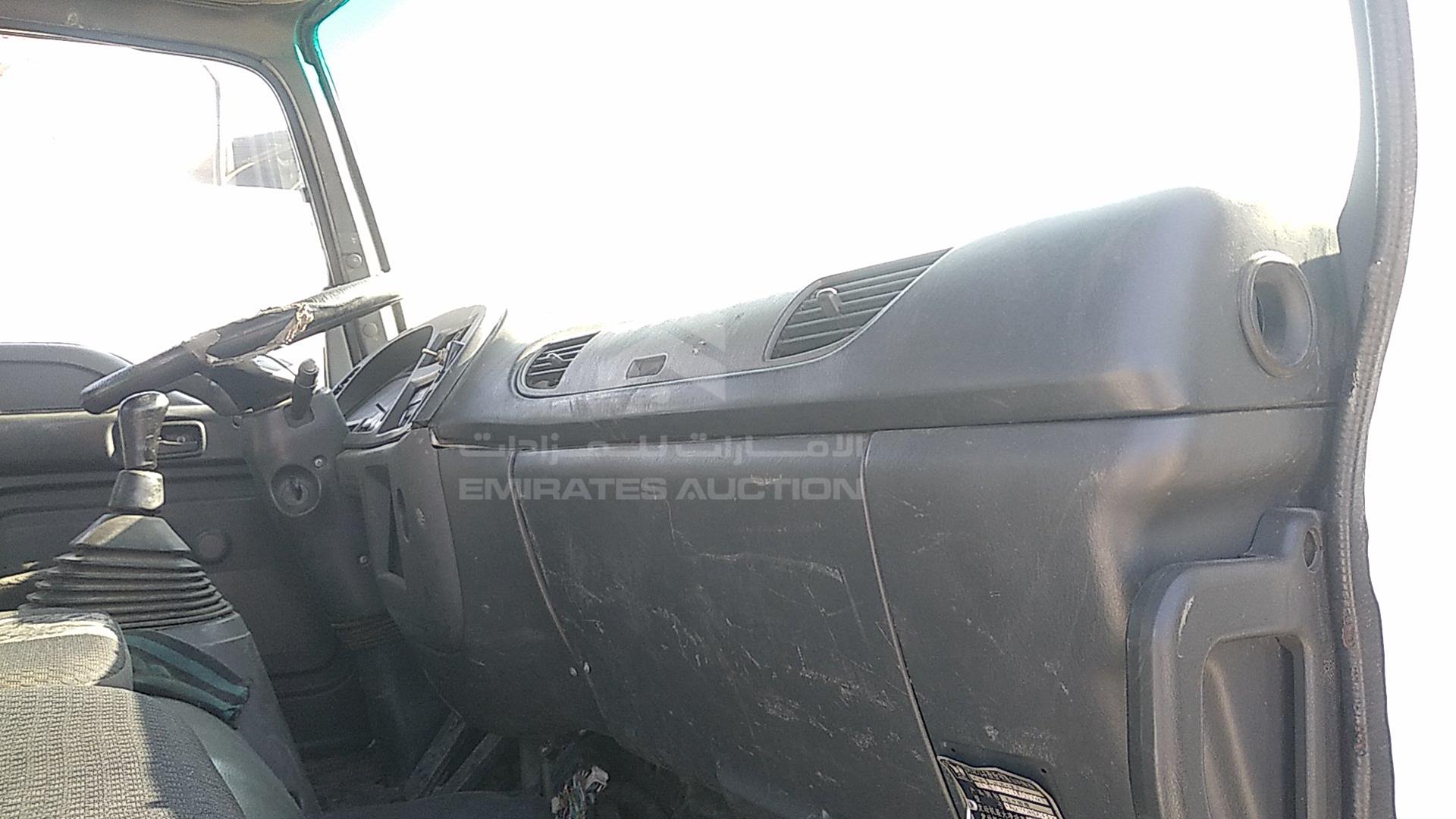 2013 ISUZU FVR VIN: LWLYURAX8DL004021