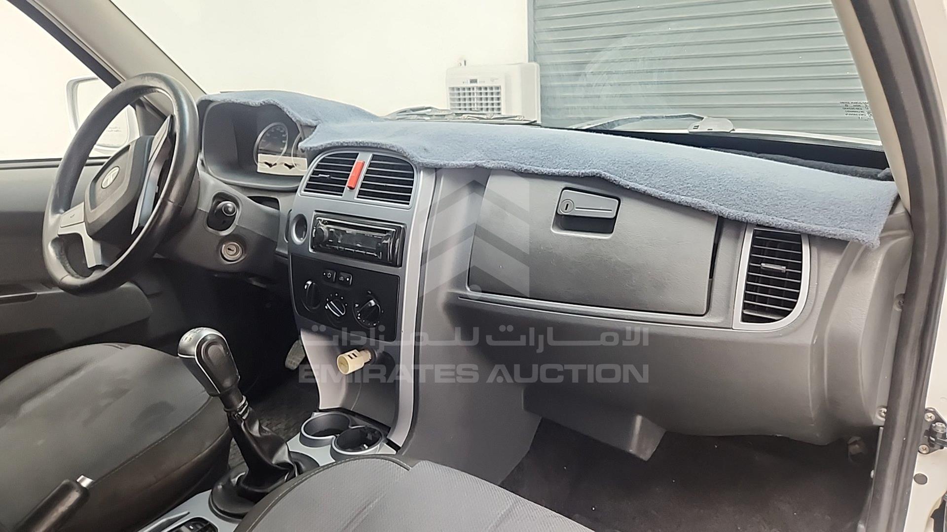 2016 TATA XENON VIN: MAT464753GSL00253