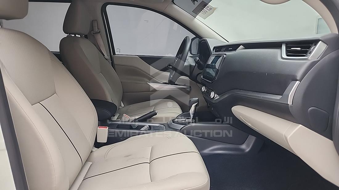 2024 Nissan Xterra — Front Right Passenger Seat View — Photo 28