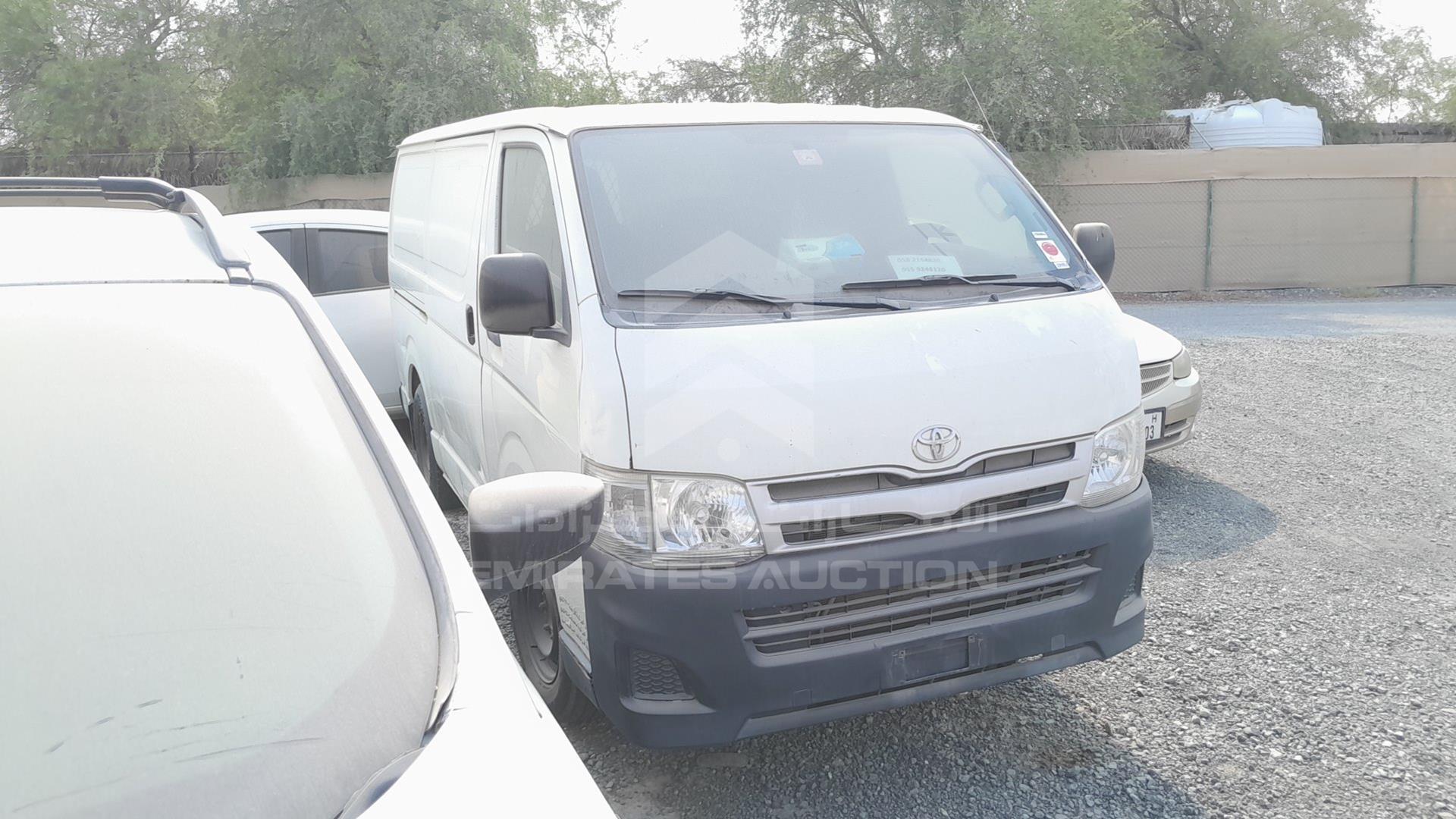 2013 TOYOTA HIACE VIN: JTFHX02P7D0075333