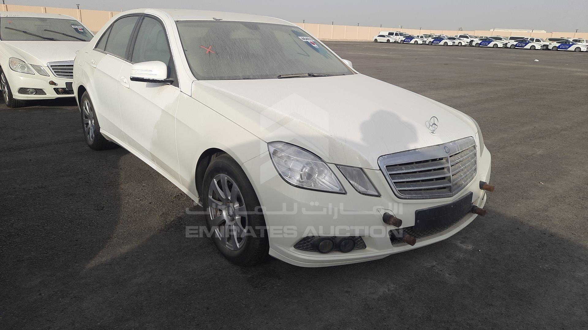 2011 MERCEDES E 300 VIN: WDDHF5EB1BA355514
