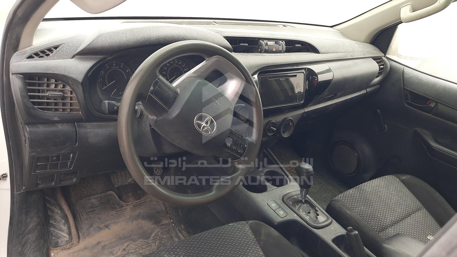 2020 TOYOTA HILUX VIN: MR0DX9CD9L2525357