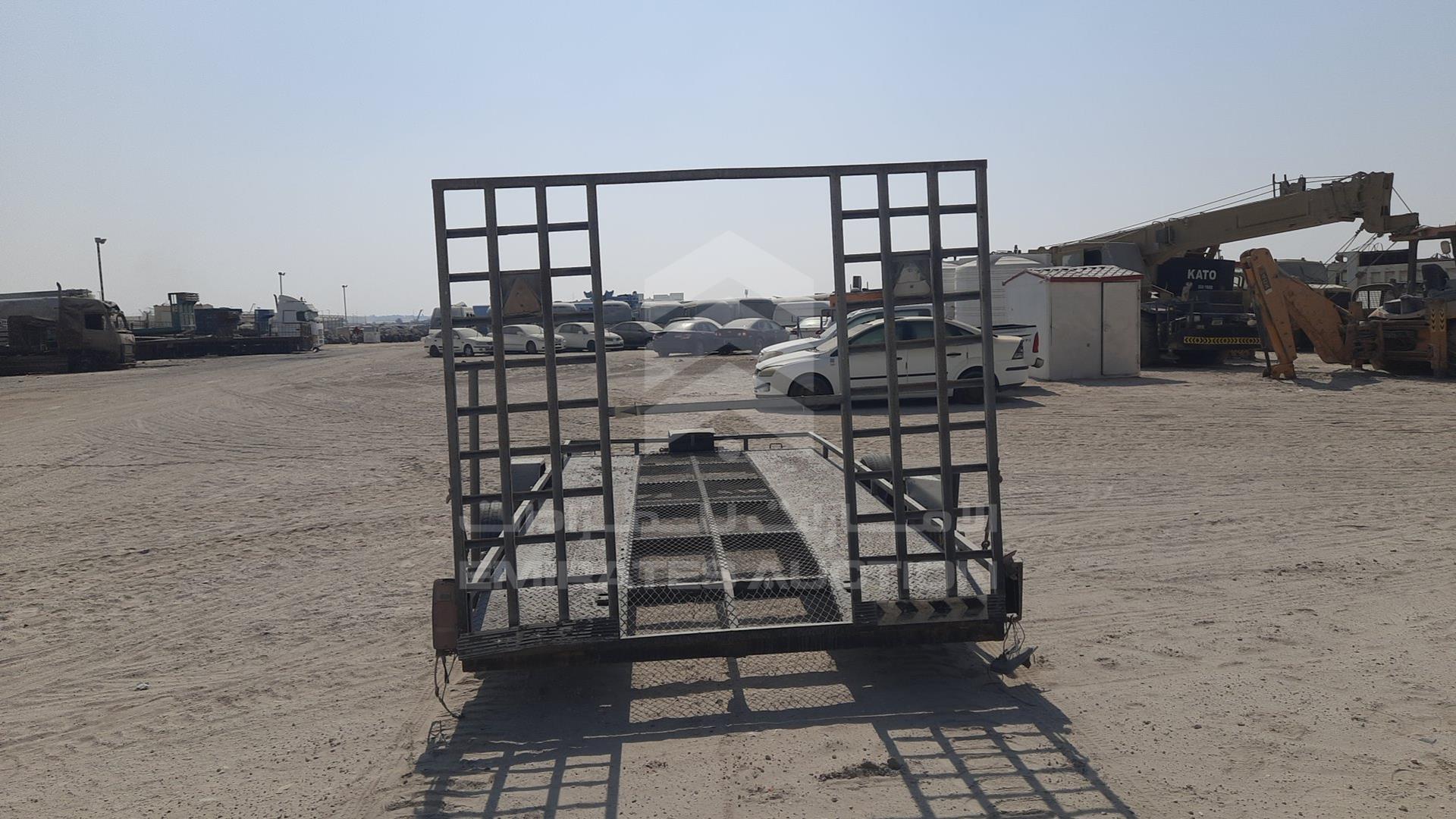 2015 TRAILER LOCAL VIN: D090582DXBTRAILER