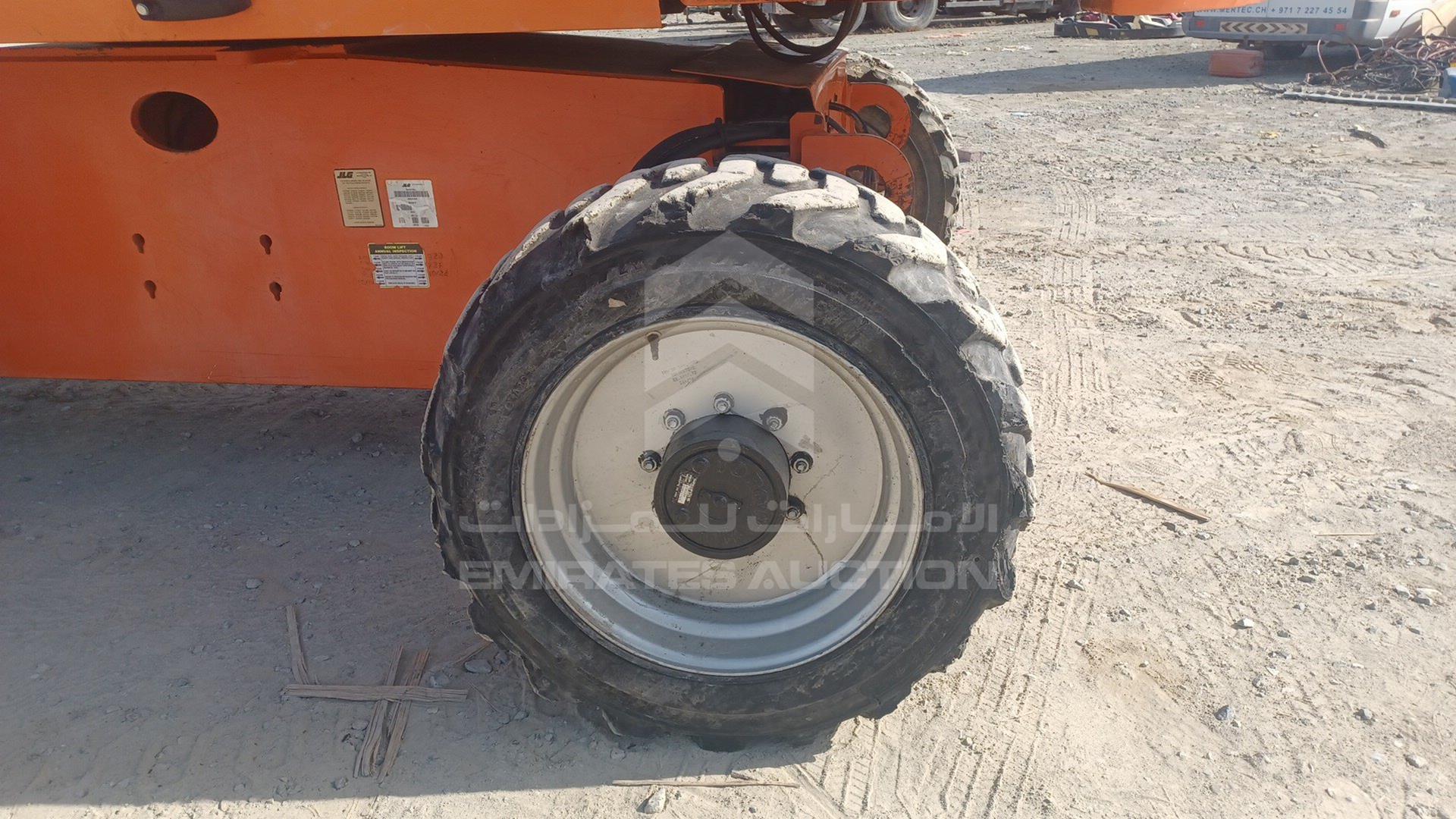 2018 JLG --- VIN: 0300202607