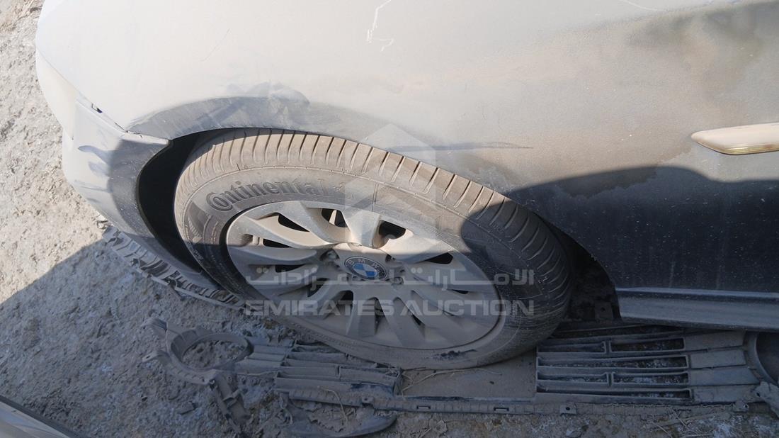 BMW 320I - Scrap without document — Front Left Tyre — Photo 14