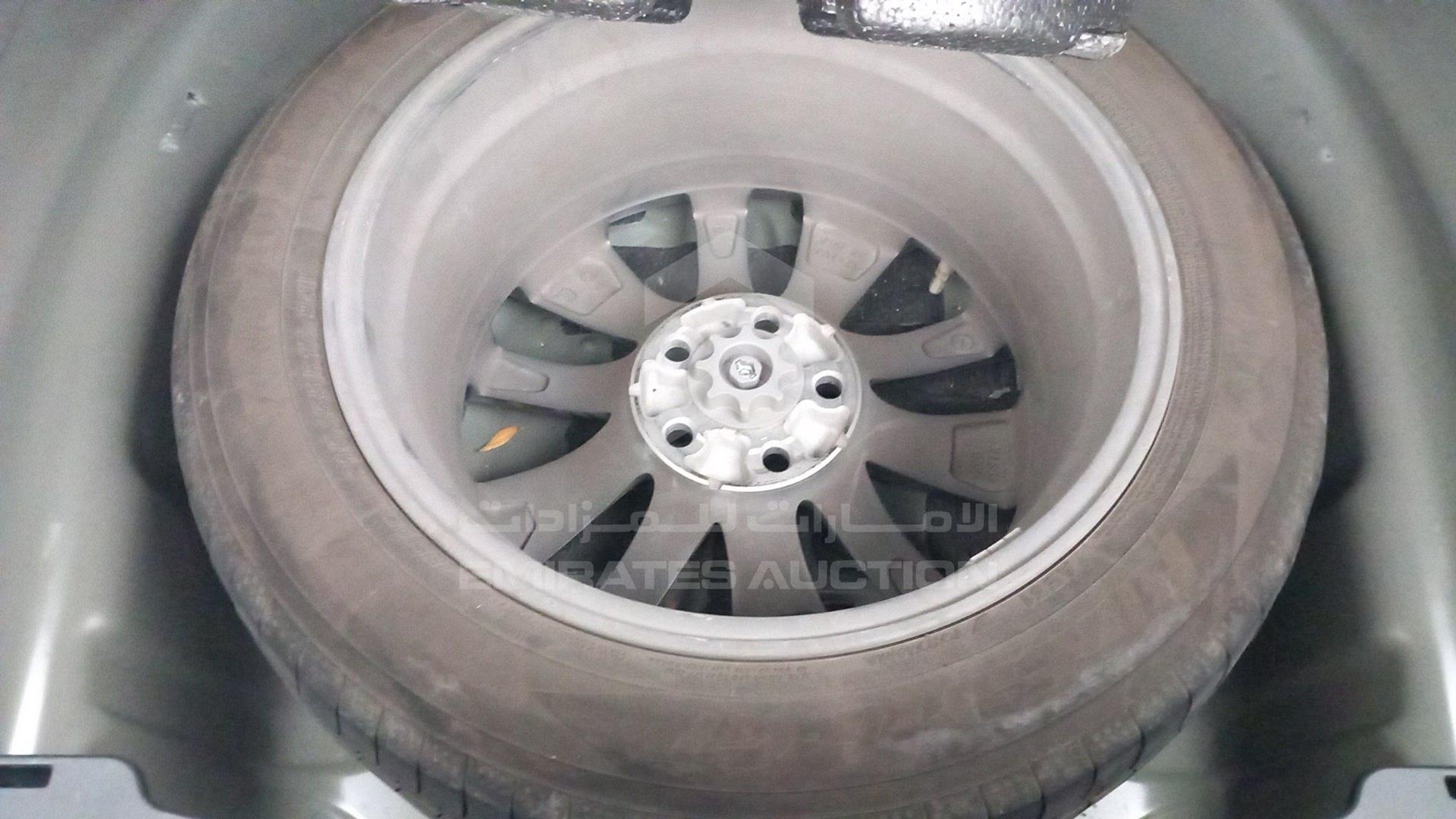 2019 LEXUS ES 300H VIN: JTHB21B17K2047840