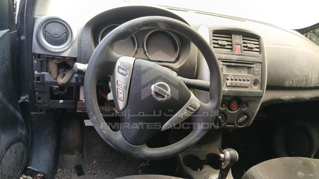 2016 Nissan Versa - Scrap without document — Steering & Mounted Controls — Photo 13