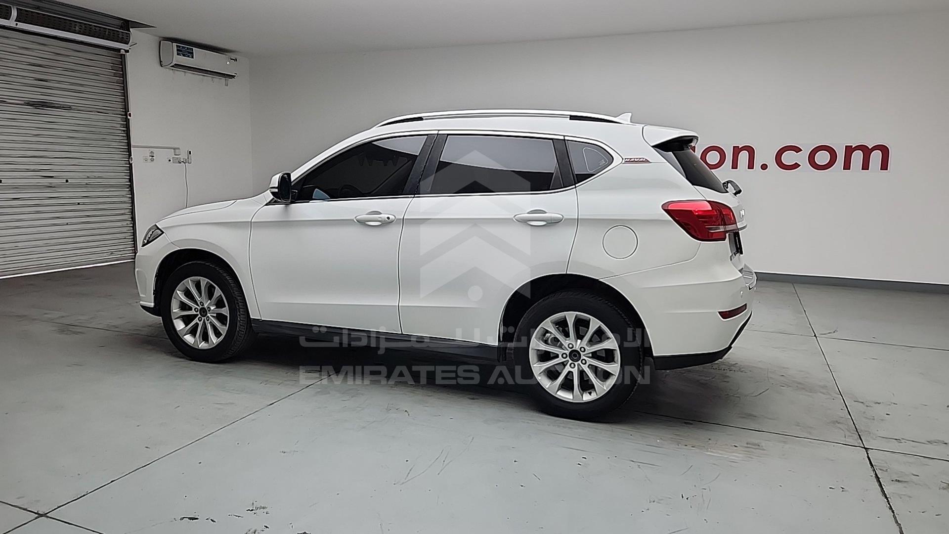 2018 HAVAL H2 VIN: LGWEE4A44JH903553